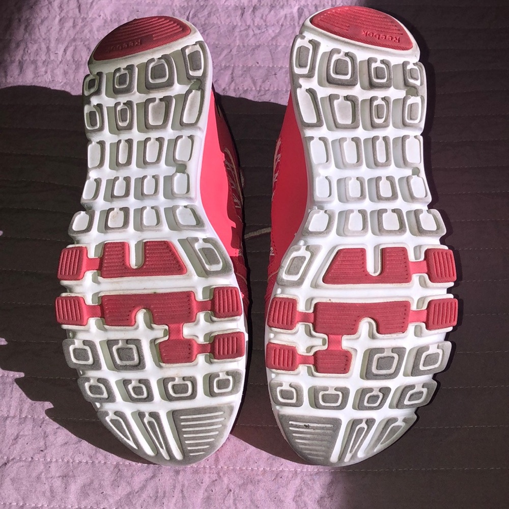 Reebok training shoes pink size 8 - Picture 5 of 5